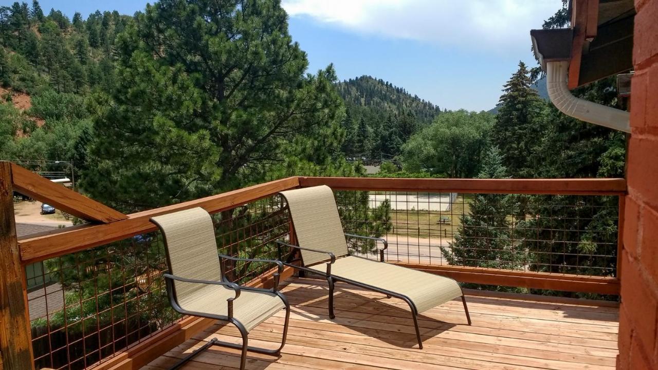 Green Mountain Falls Lodge Bagian luar foto